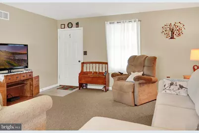 11 Meadow Drive, Newmanstown, PA 17073 - Photo 4
