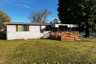 2421 Mifflin St, Lebanon, PA 17046 - Photo 2