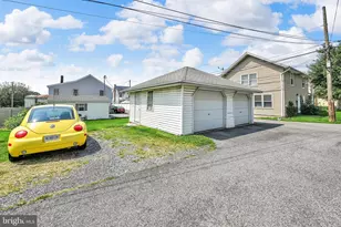 25 W Penn Ave, Cleona, PA 17042 - Photo 36