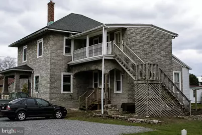 112 N Strawberry Street, Fredericksburg, PA 17026 - Photo 2