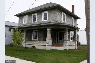 112 N Strawberry Street, Fredericksburg, PA 17026 - Photo 1
