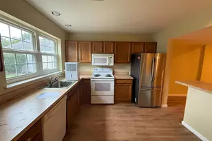 1503 Cambridge Ct, Palmyra, PA 17078 - Photo 2