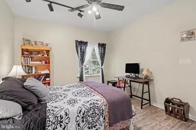 525 Waterside Circle, Lebanon, PA 17042 - Photo 16