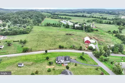 1393 Mountain Drive, Fredericksburg, PA 17026 - Photo 6