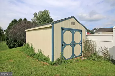 81 E Brookfield, Lebanon, PA 17046 - Photo 32