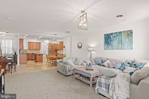 106 S Village Cir, Palmyra, PA 17078 - Photo 10