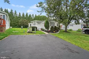 516 W Cedar St, Palmyra, PA 17078 - Photo 4