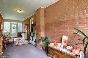 321 E Walnut St, Palmyra, PA 17078 - Photo 16