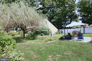 321 E Walnut St, Palmyra, PA 17078 - Photo 38