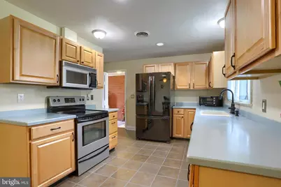 321 E Walnut Street, Palmyra, PA 17078 - Photo 18