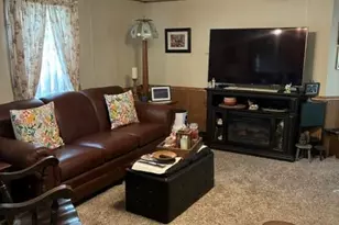 1300 Kercher Ave E, Myerstown, PA 17067 - Photo 4