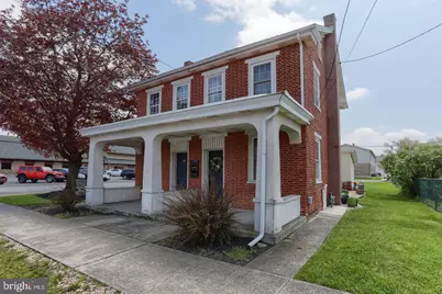 702 W Main Street, Palmyra, PA 17078 - Photo 2