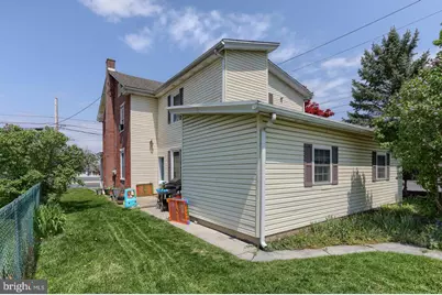 702 W Main Street, Palmyra, PA 17078 - Photo 32