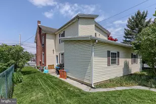 702 W Main St, Palmyra, PA 17078 - Photo 32
