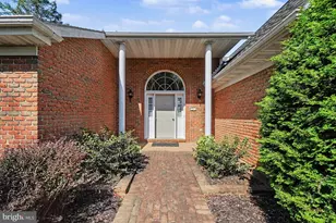 729 Schaeffer Rd, Lebanon, PA 17042 - Photo 6