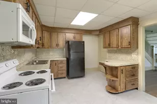 2881 Horseshoe Pike, Palmyra, PA 17078 - Photo 8