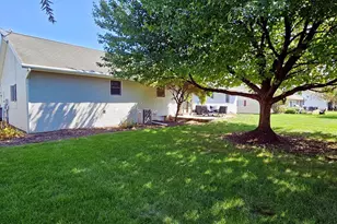 613 Richfield Dr, Lebanon, PA 17042 - Photo 6