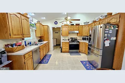 613 Richfield Drive, Lebanon, PA 17042 - Photo 12