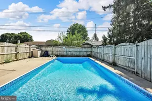 114 E Chestnut St, Cleona, PA 17042 - Photo 46