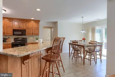 858 Water Edge Ct, Lebanon, PA 17046 - Photo 14