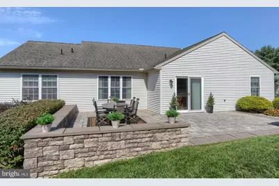 858 Water Edge Ct, Lebanon, PA 17046 - Photo 48