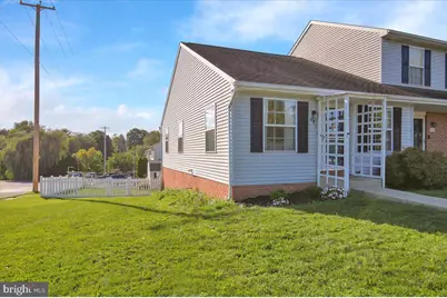895 S 3rd Street, Lebanon, PA 17042 - Photo 2