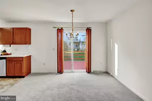 128 Palm Ln, Lebanon, PA 17042 - Photo 8