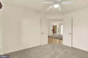 856 Walnut Crest Dr, Lebanon, PA 17046 - Photo 12