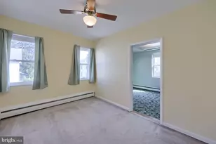 319 N Railroad St, Palmyra, PA 17078 - Photo 14