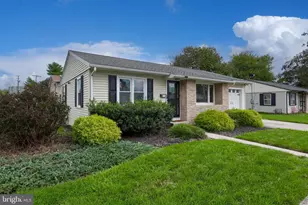 222 N Penn St, Palmyra, PA 17078 - Photo 2