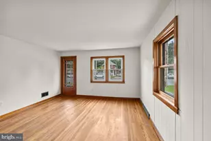 1127 E Lehman St, Lebanon, PA 17046 - Photo 4