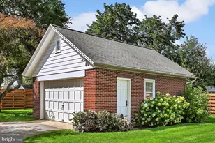111 S Locust St, Myerstown, PA 17067 - Photo 40