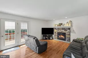 2036 Mallard Ln, Lebanon, PA 17046 - Photo 6