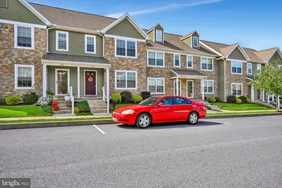 521 Byler Circle, Lebanon, PA 17042 - Photo 2