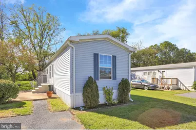 110 Northcrest Acrs, Lebanon, PA 17046 - Photo 2