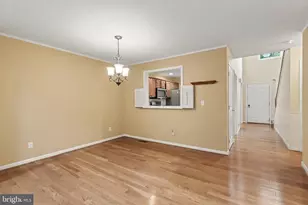 24 Parkside Dr, Lebanon, PA 17042 - Photo 8