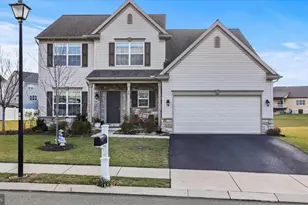 20 Finch Dr, Annville, PA 17003 - Photo 1
