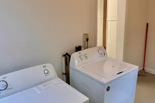 61 N 12th St, Lebanon, PA 17046 - Photo 8