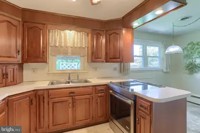 1005 S 2nd Avenue, Lebanon, PA 17042 - Photo 6
