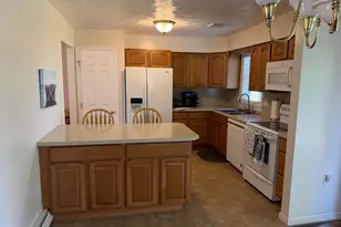 1446 S White Oak St, Lebanon, PA 17042 - Photo 12
