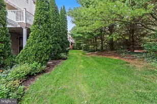 41 Parkside Dr, Lebanon, PA 17042 - Photo 36