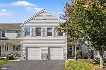 168 N Village Circle, Palmyra, PA 17078 - Photo 1