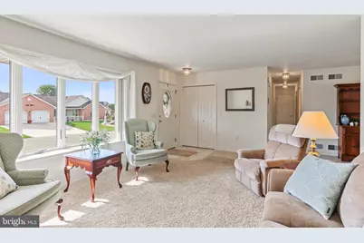 1089 Horseshoe Circle, Lebanon, PA 17042 - Photo 4