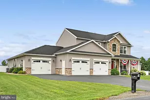 796 Marcon Dr, Lebanon, PA 17046 - Photo 8
