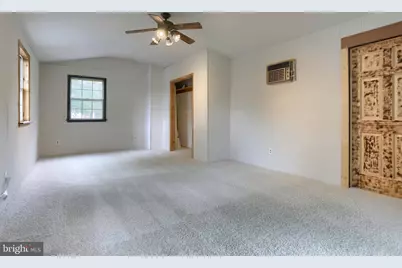 146 Lakeside Drive, Fredericksburg, PA 17026 - Photo 10