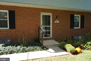 1011 Grubb Rd, Palmyra, PA 17078 - Photo 4