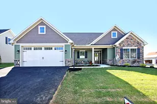108 Allwein Dr, Lebanon, PA 17042 - Photo 1