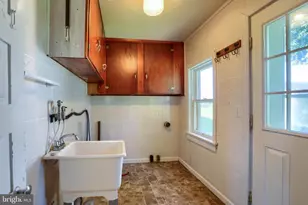 185 Village Dr, Lebanon, PA 17042 - Photo 16