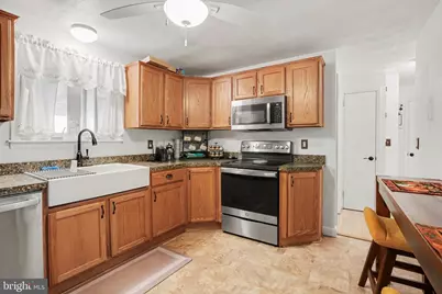 414 Gary Avenue, Lebanon, PA 17046 - Photo 6