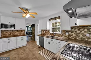 1232 S Prince St, Palmyra, PA 17078 - Photo 14